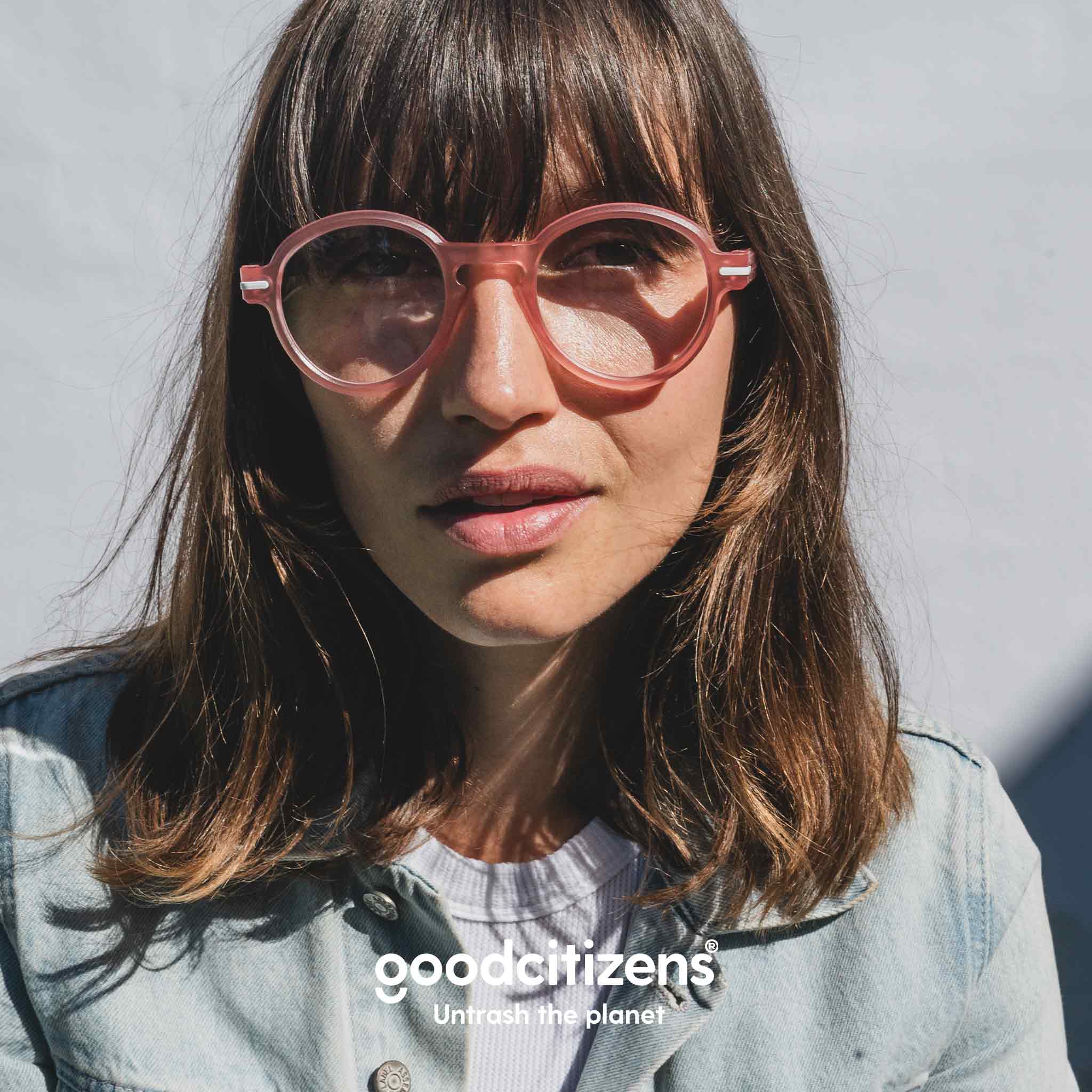 Clovelly Readers - Image 53